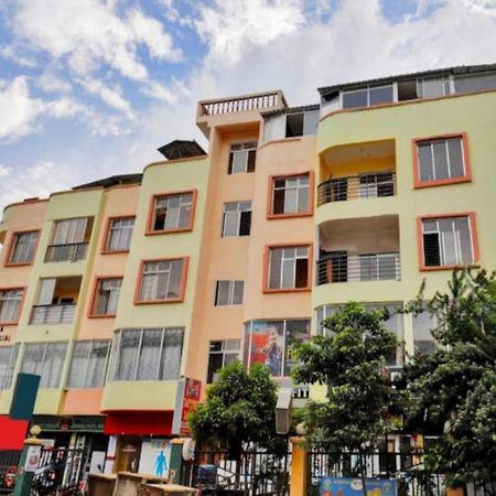 فندق H K Residency Near Kalakshetra غاواهاتي المظهر الخارجي الصورة