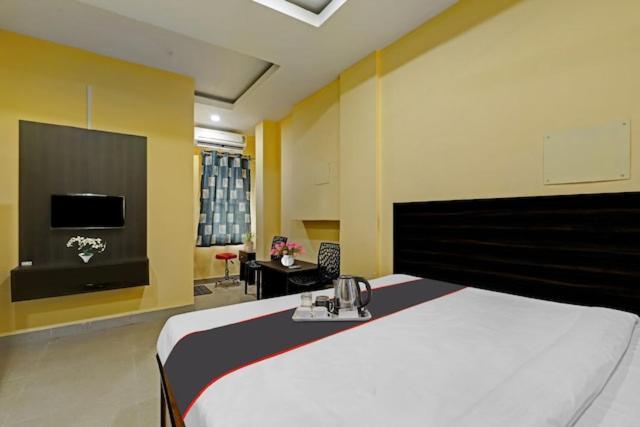 فندق H K Residency Near Kalakshetra غاواهاتي المظهر الخارجي الصورة